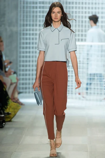Look 4